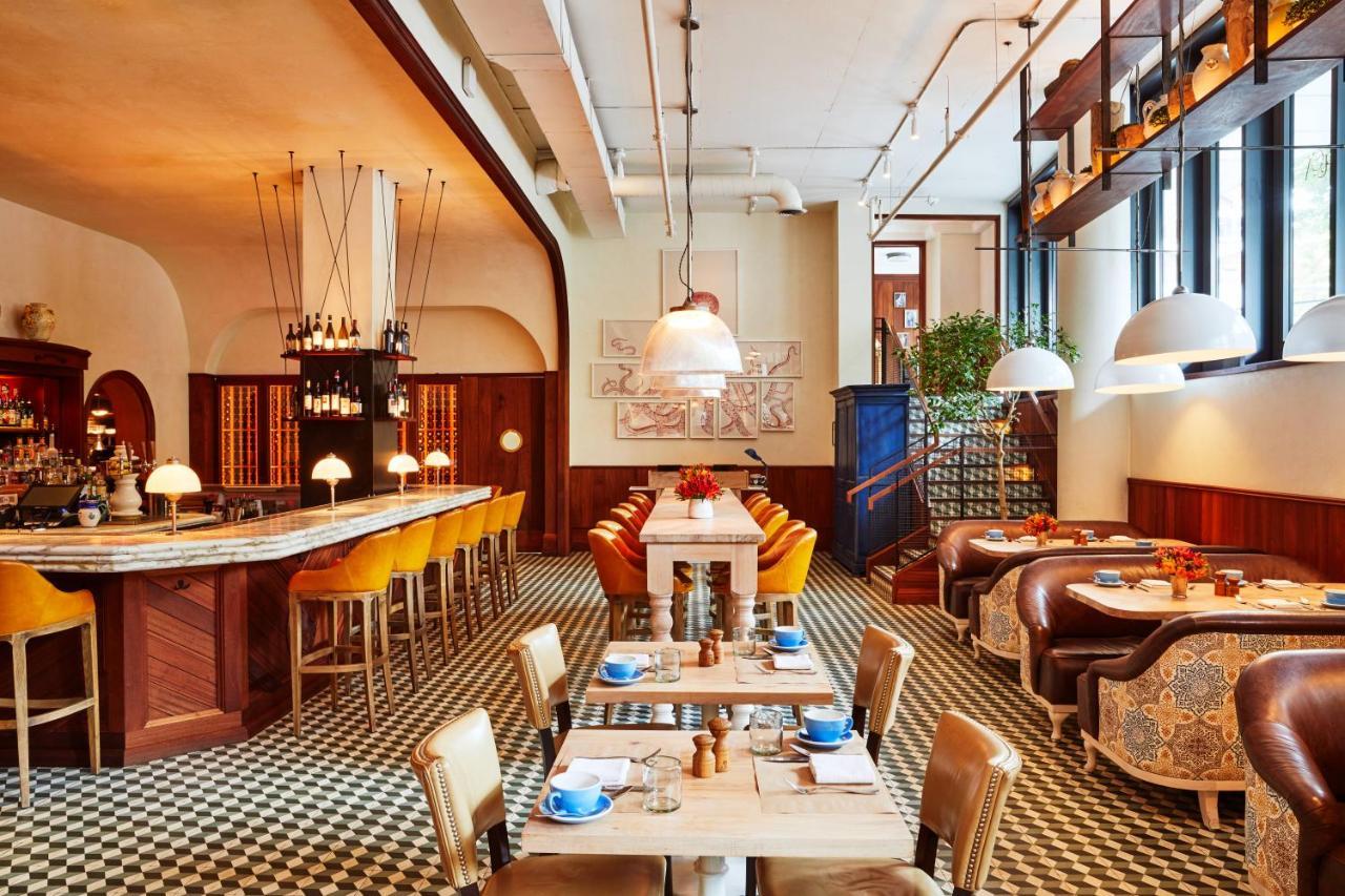 The William Vale Hotel New York Exterior photo The interior of the restaurant